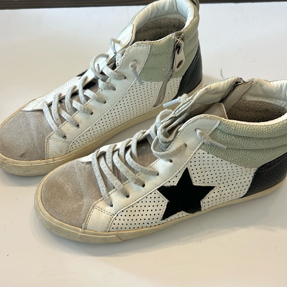 Vintage Havana white/black suede/leather zip sneaker